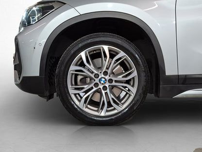 2021 BMW X1 20i X Line