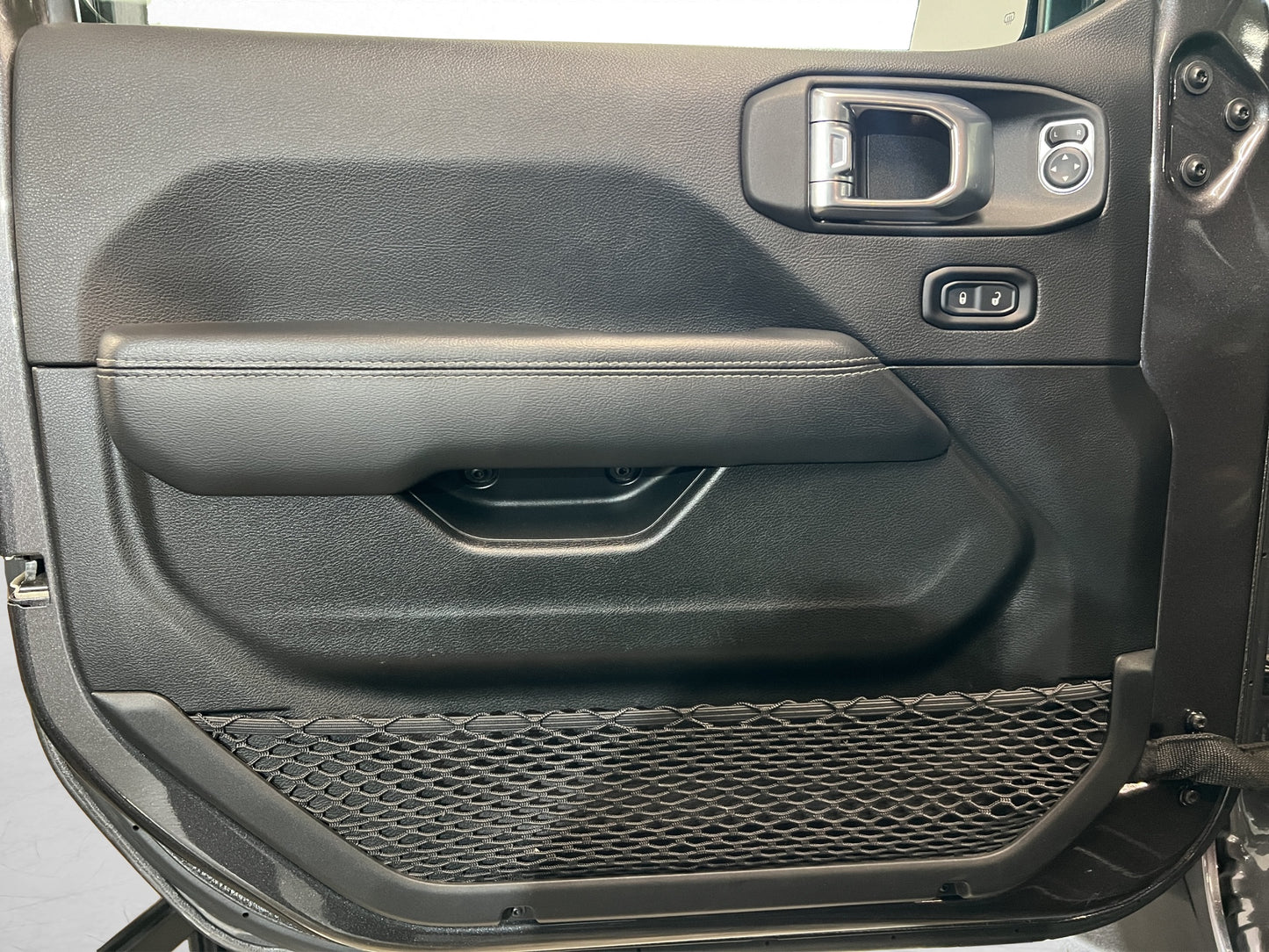 2022 Jeep Wrangler Unlimited Sahara MHEV