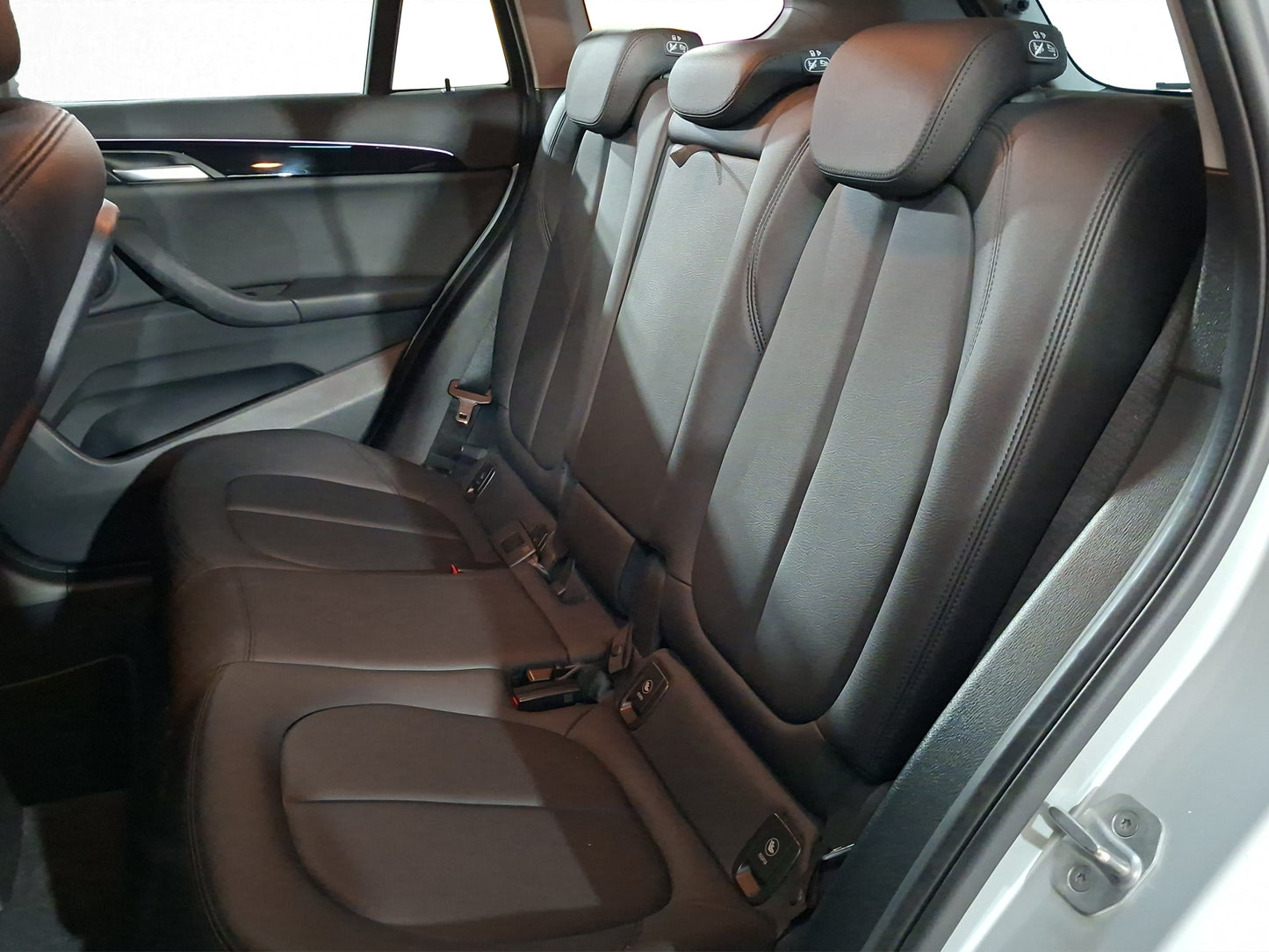 2021 BMW X1 20i X Line