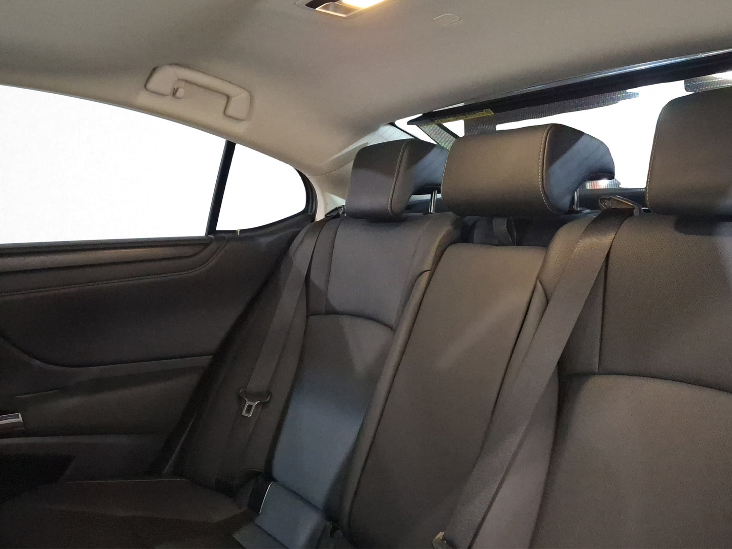 2023 Lexus ES 300H Hibrido