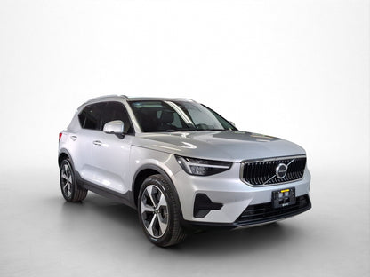 2023 Volvo XC40 B4  Mild Hybrid