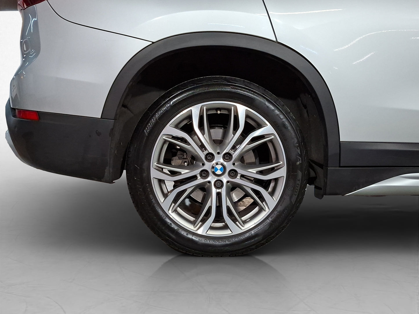 2021 BMW X1 20i X Line