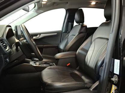 2025 Ford Escape Titanium Hybrid