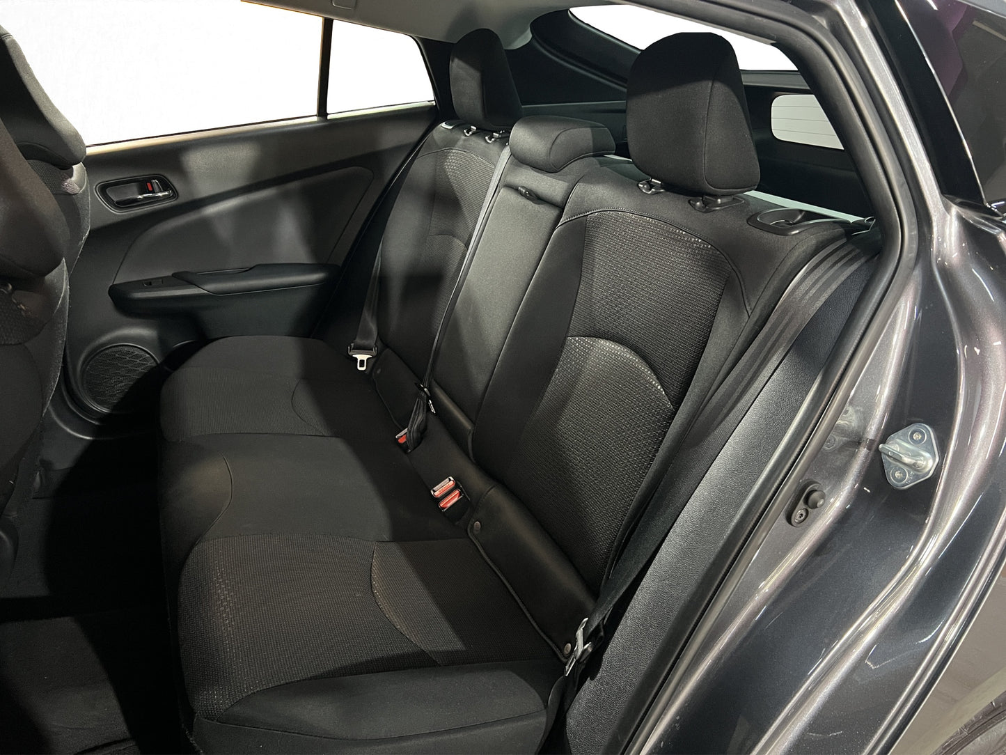 2020 Toyota Prius Híbrido Base