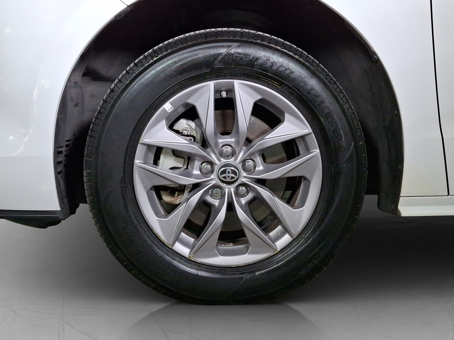 2022 Toyota Sienna LE