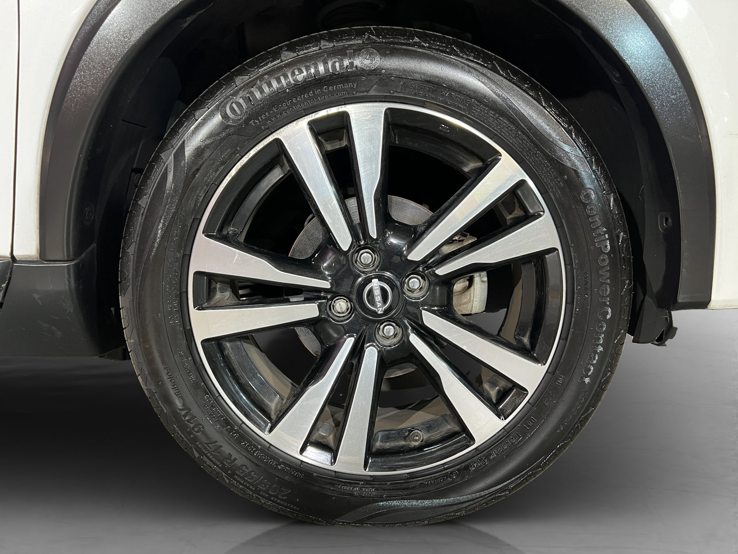 2022 Nissan Kicks Advance