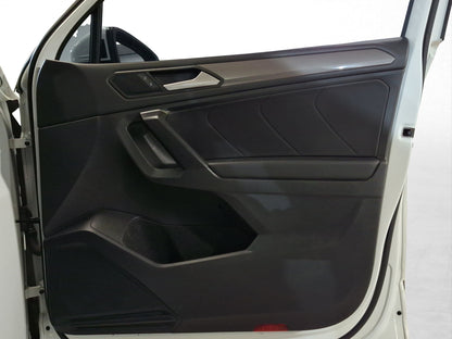 2023 Volkswagen Tiguan R-Line