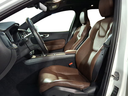 2022 Volvo XC60 Momentum B5 AWD