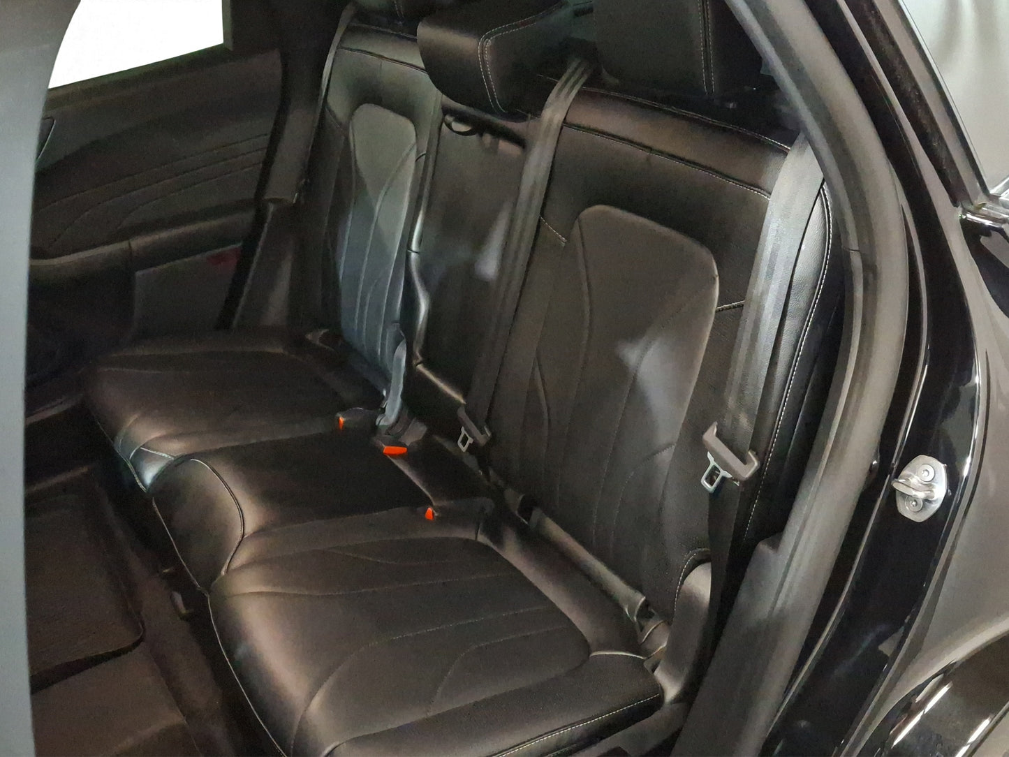 2025 Ford Escape Titanium Hybrid
