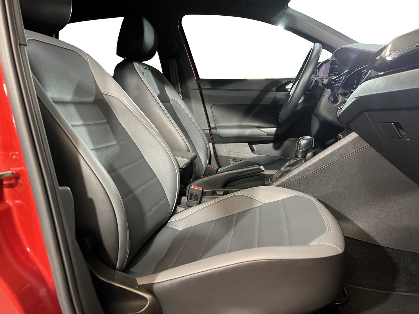 2022 Volkswagen Nivus Highline Black