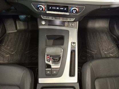 2021 Audi Q5 Select