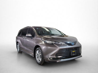 2022 Toyota Sienna XLE Piel Híbrida
