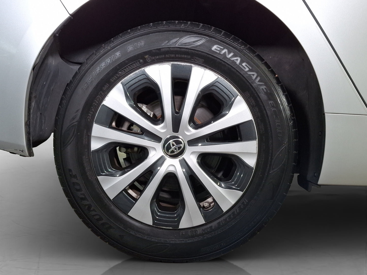 2020 Toyota Prius Híbrido Premium