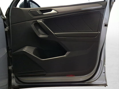 2023 Volkswagen Tiguan R-Line