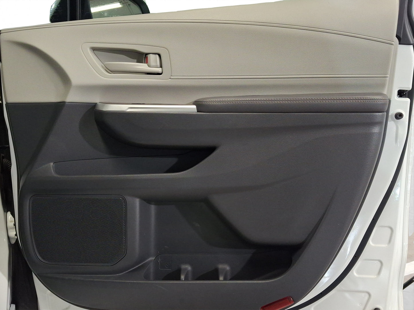 2022 Toyota Sienna LE