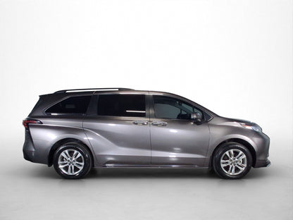 2022 Toyota Sienna XLE Piel Híbrida