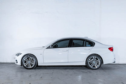 2018 BMW Serie 3 330i Sportline