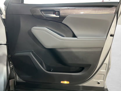 2023 Toyota Highlander Limited Hibrida