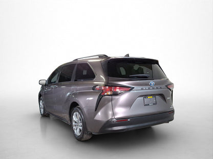 2022 Toyota Sienna XLE Piel Híbrida