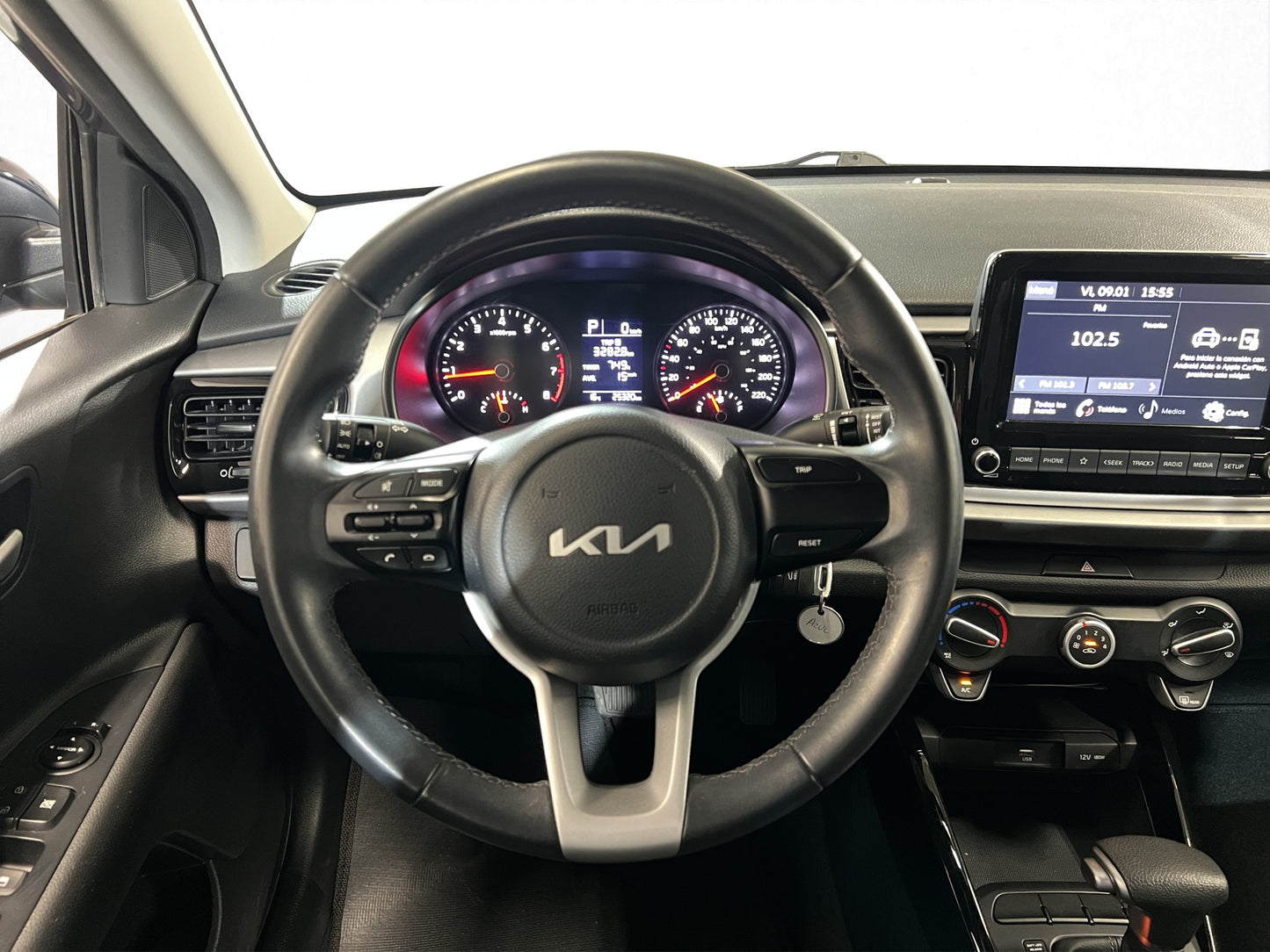 2022 KIA Rio Sedan LX