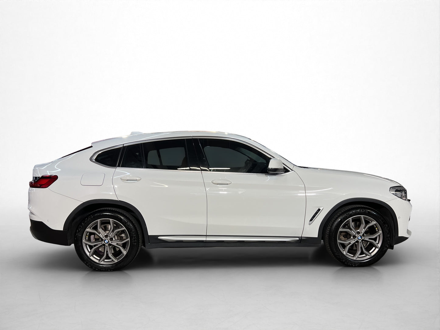2021 BMW X4 30i X-Line