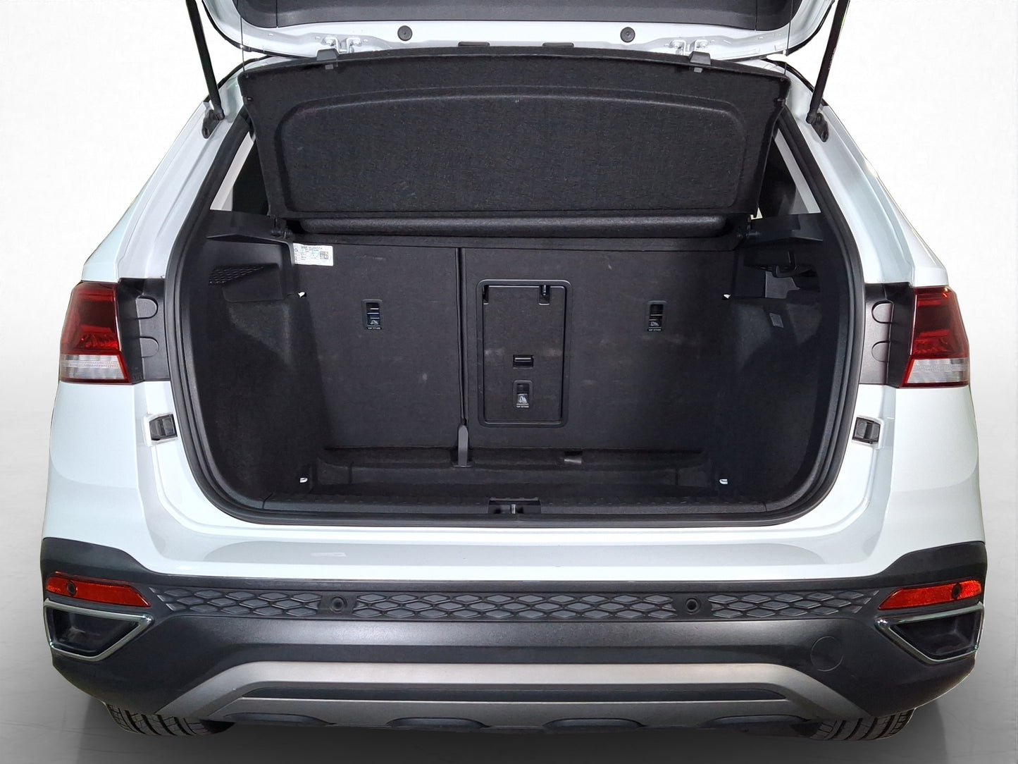 2022 Volkswagen Taos Highline Black