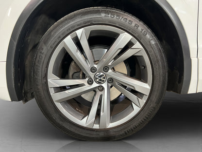 2022 Volkswagen Tiguan R-Line