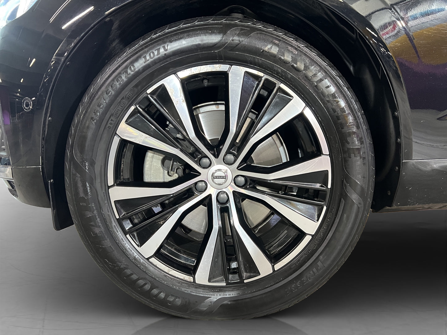 2023 Volvo XC60 T8 Ultimate Recharge