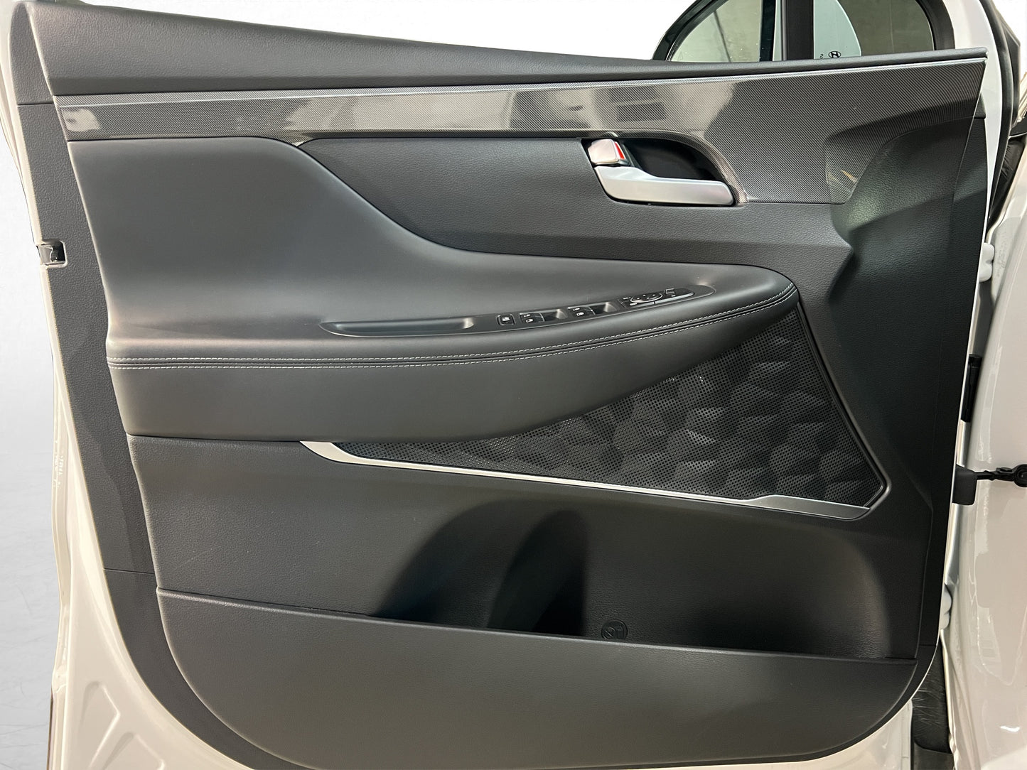 2024 Hyundai Santa Fe GLS Premium