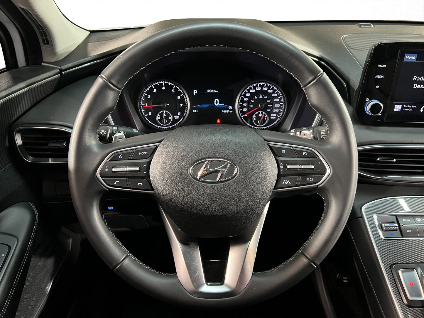 2024 Hyundai Santa Fe GLS Premium