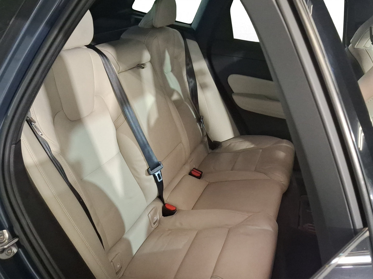 2022 Volvo XC60 Inscription AWD