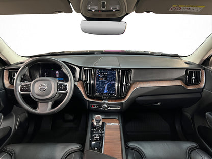 2023 Volvo XC60 T8 Ultimate Recharge