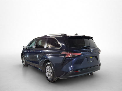 2021 Toyota Sienna XLE Piel Híbrida