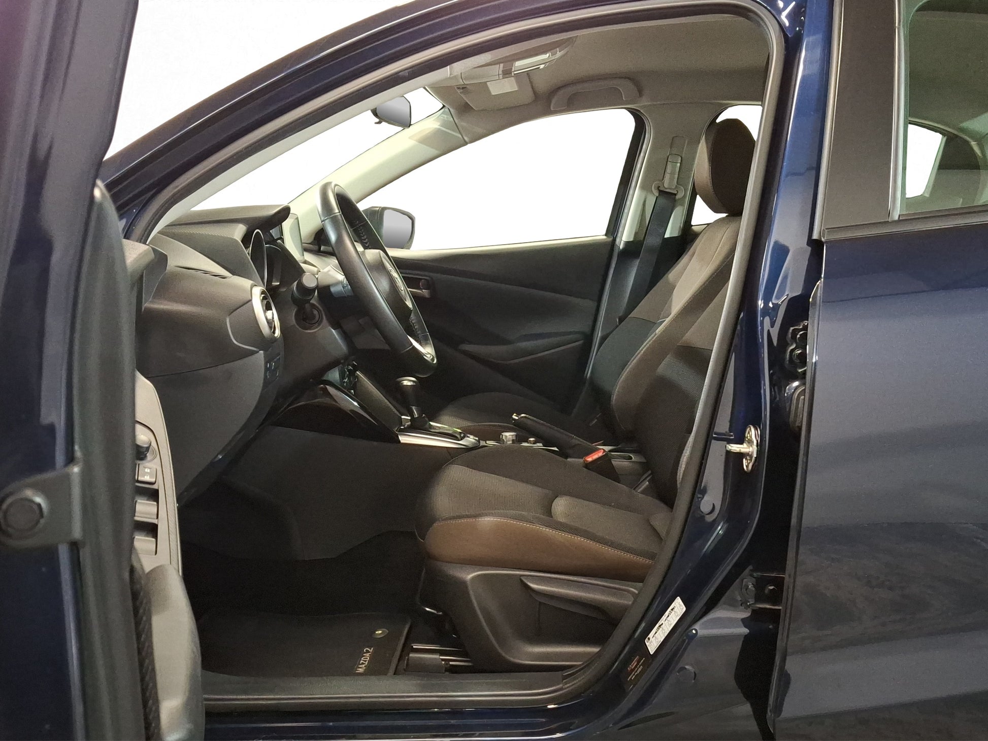 2023 Mazda 2 i Sport - Mazda Wahu México