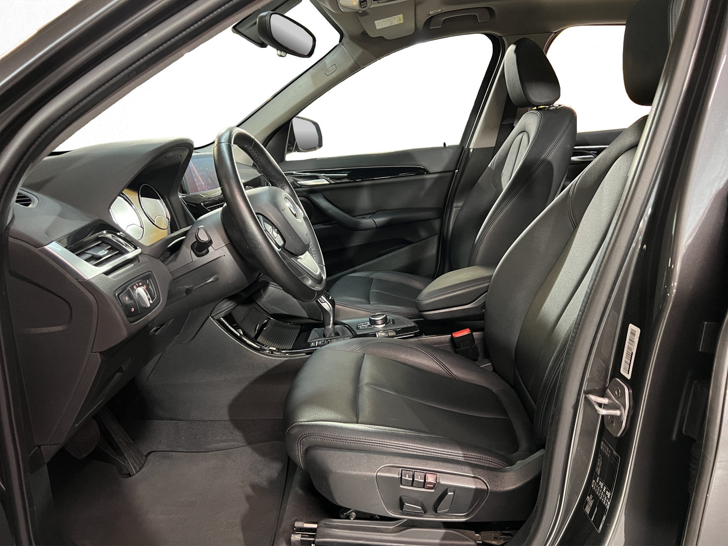 2019 BMW X1 20i X Line