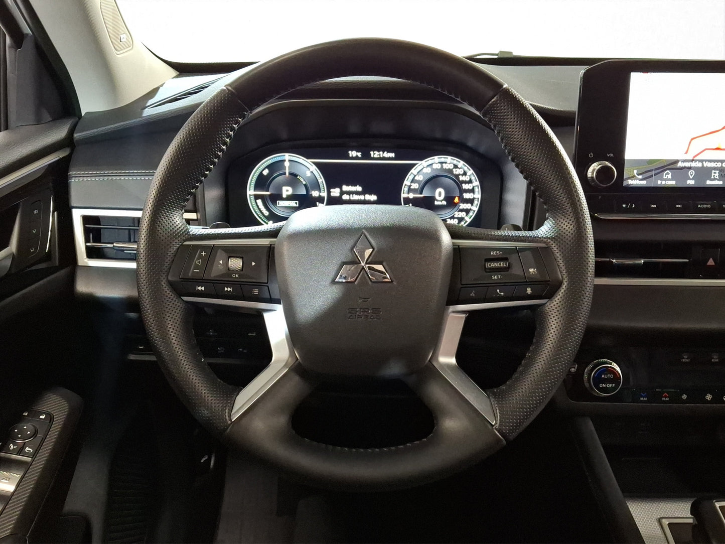 2023 Mitsubishi Outlander PHEV Diamond