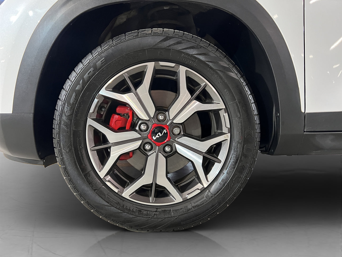 2023 KIA Seltos GT Line