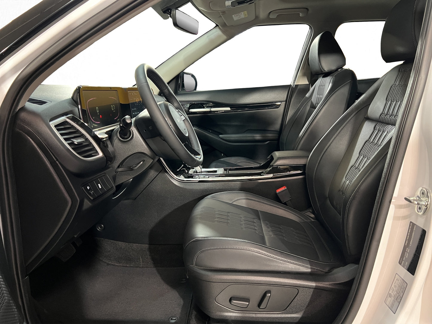 2024 KIA Seltos SX