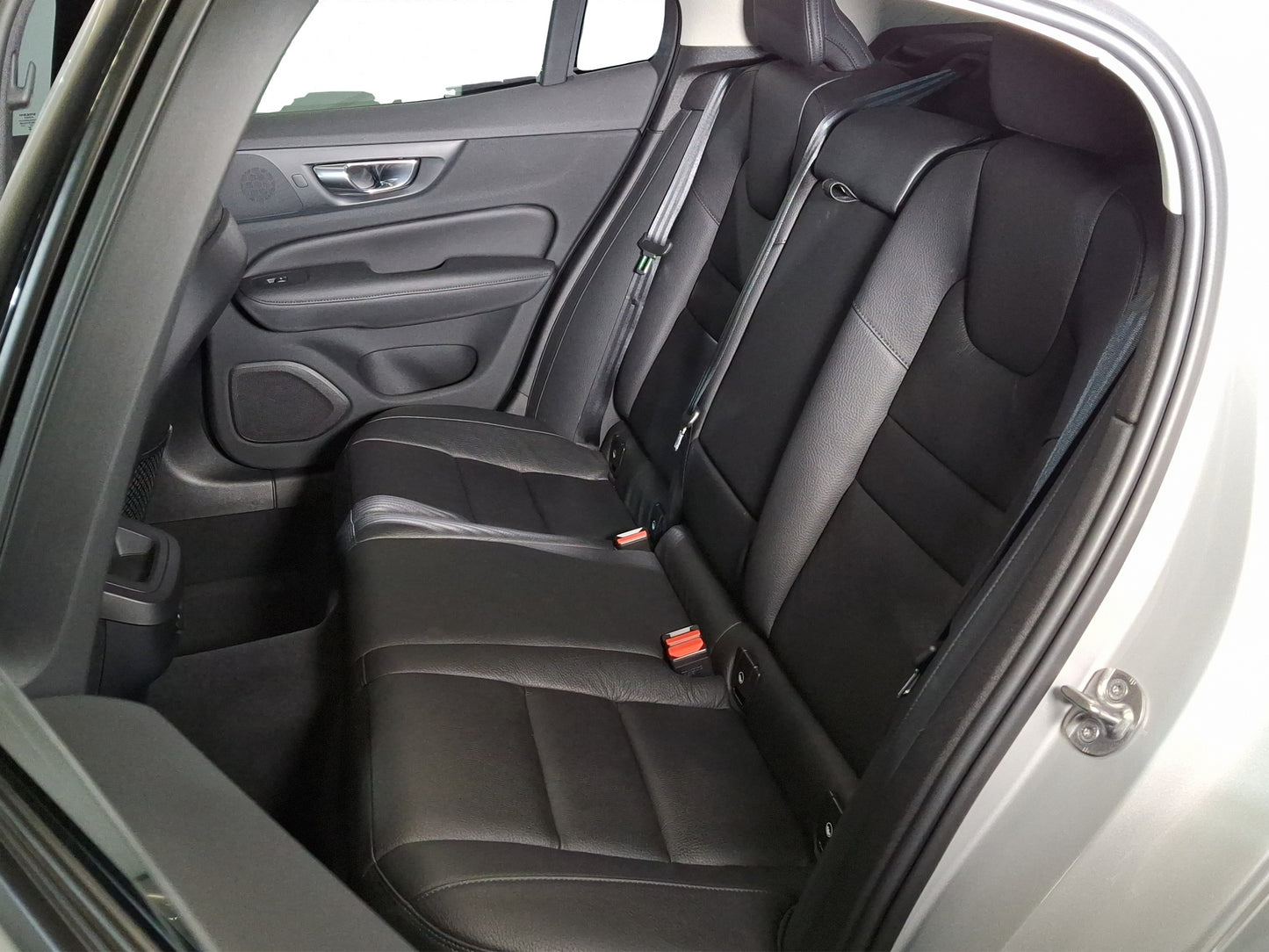 2023 Volvo S60 B4 MILD HYBRID