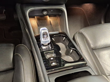 2023 Volvo XC40 B4 Ultimate Mild Hybrid