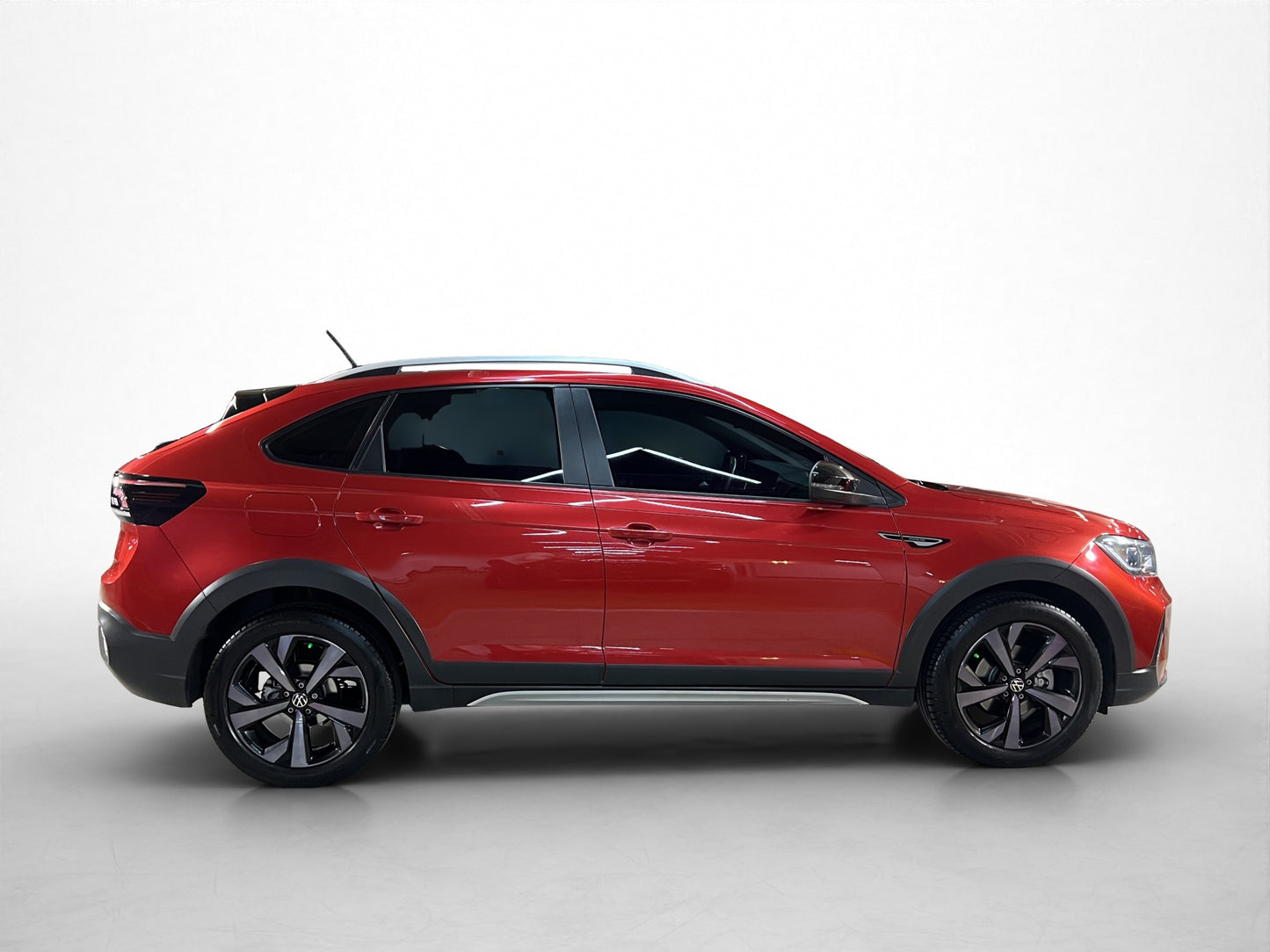 2022 Volkswagen Nivus Highline Black