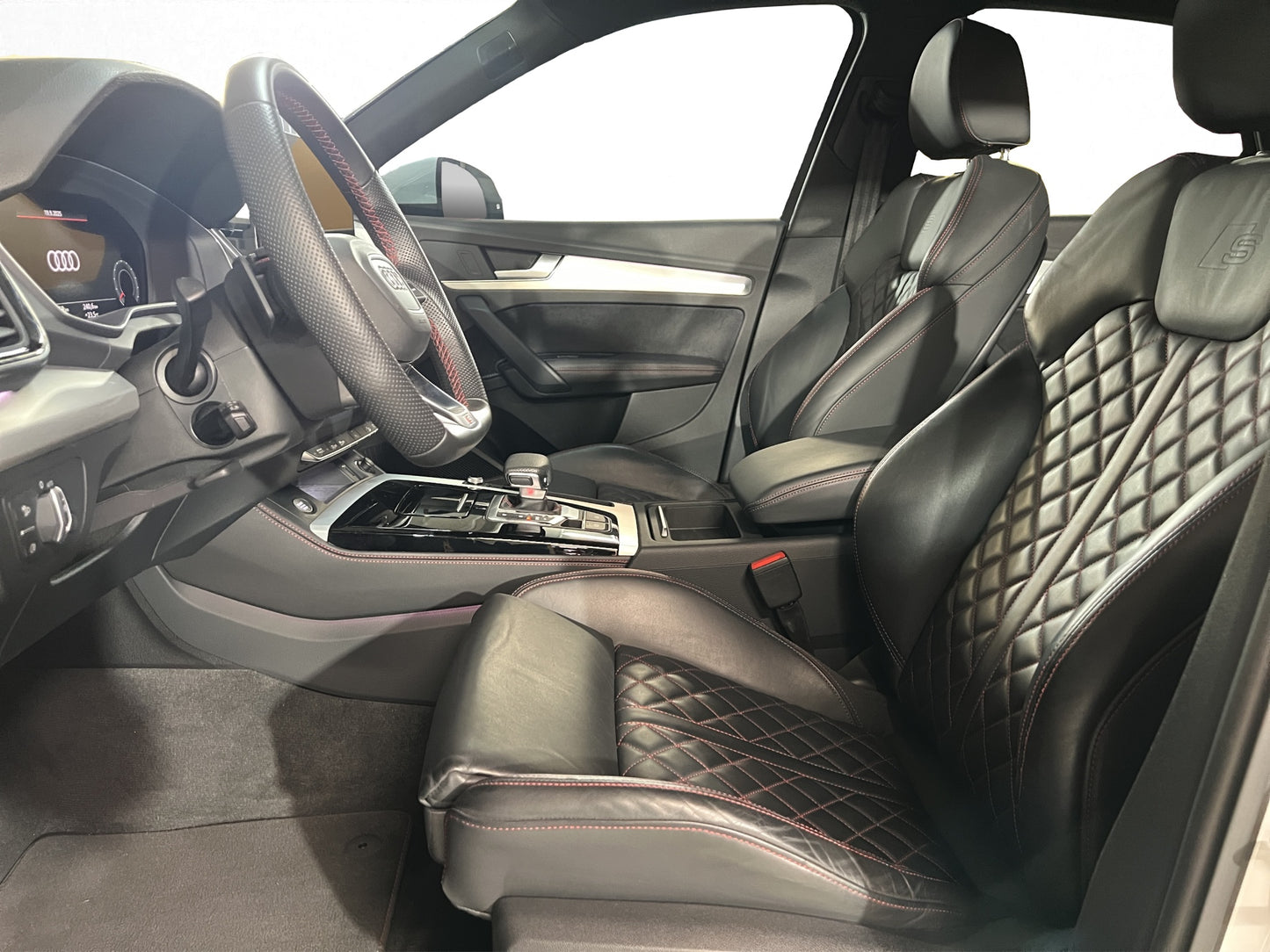 2022 Audi Q5 S-Line