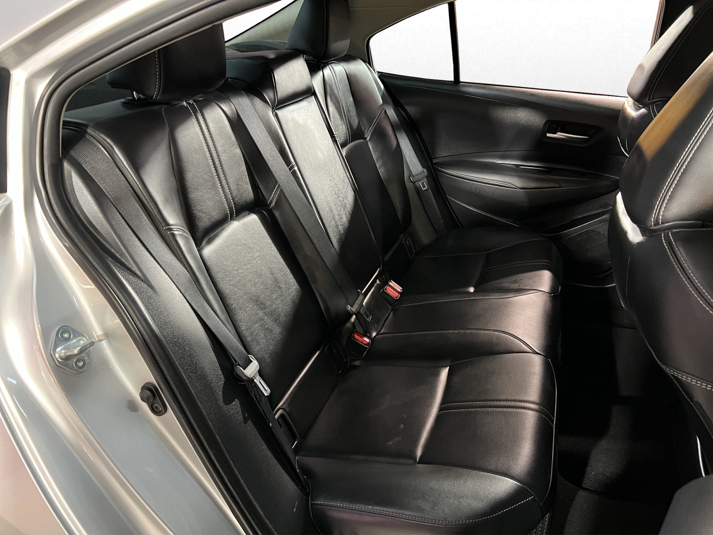 2020 Toyota Corolla LE Híbrido