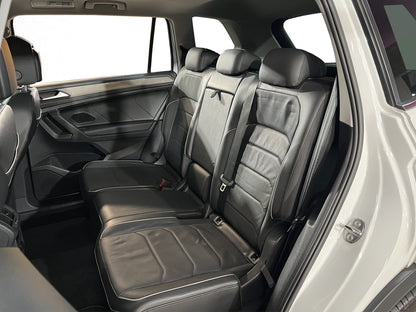 2022 Volkswagen Tiguan R-Line