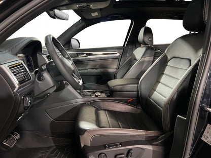 2023 Volkswagen Cross Sport R-Line