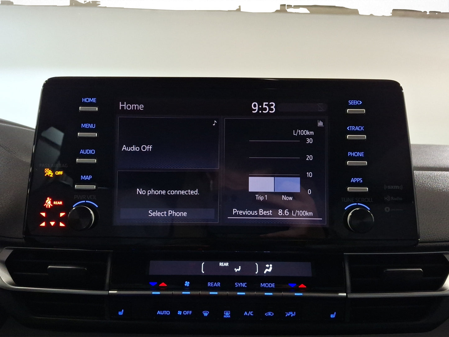 2022 Toyota Sienna XLE Piel Híbrida