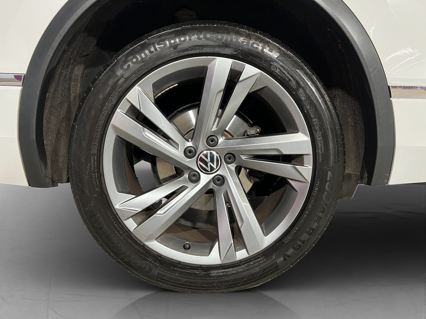 2022 Volkswagen Tiguan R-Line