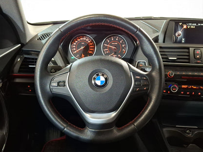 2017 BMW Serie 1 120iA Sport