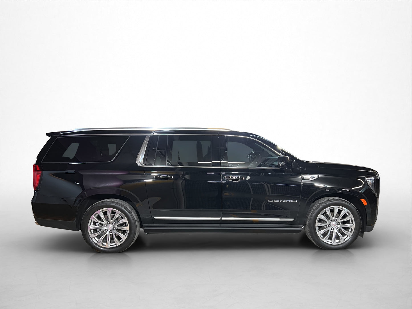 2023 GMC Yukon Denali XL