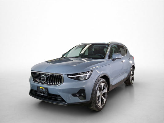 2023 Volvo XC40 B4 Ultimate Mild Hybrid